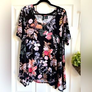 Cynthia Rowley Black Floral Top size 2X